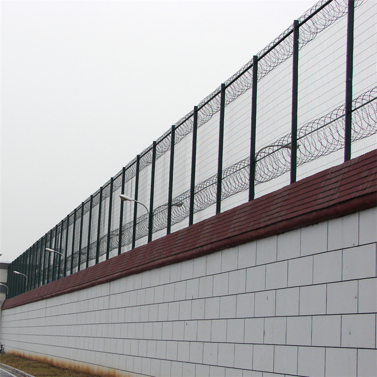 安徽监狱外墙铁丝网图片1