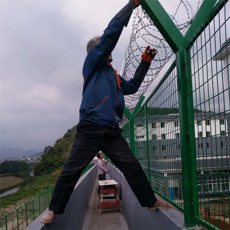 安徽监狱围界钢网墙图片2