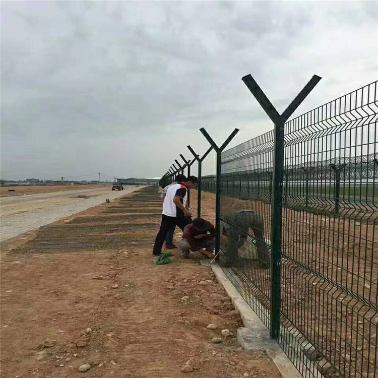 安徽机场围界金属铁丝网墙图片2