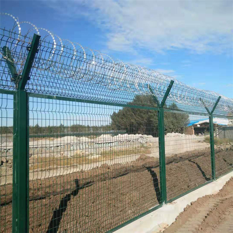 新疆机场封闭围栏网图片2