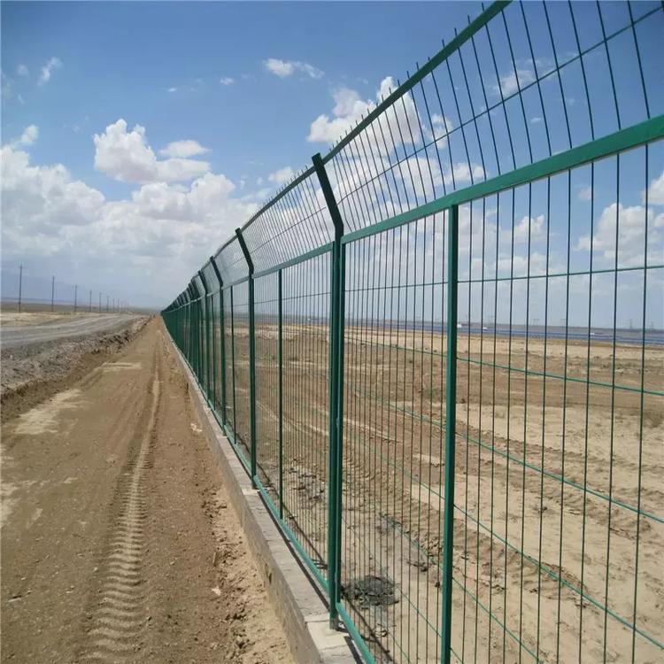 广东公路防护栏图片3