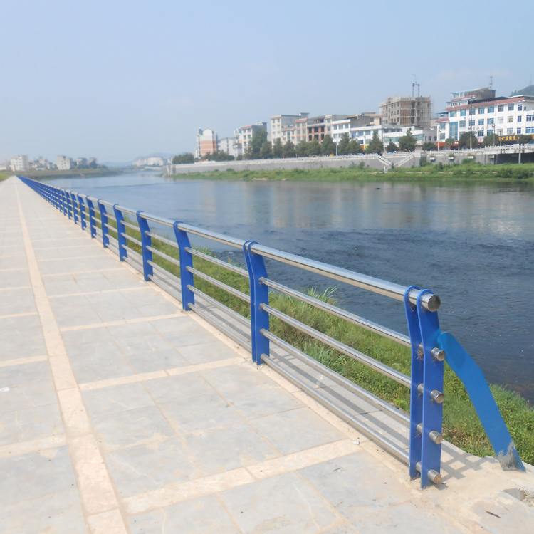 四川复合管河道护栏