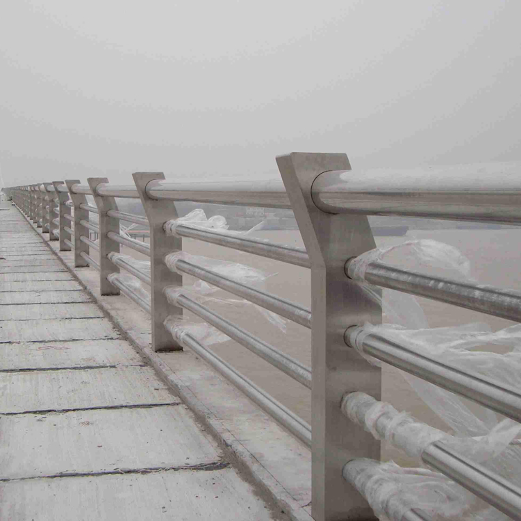 福建不锈钢管护栏图片3