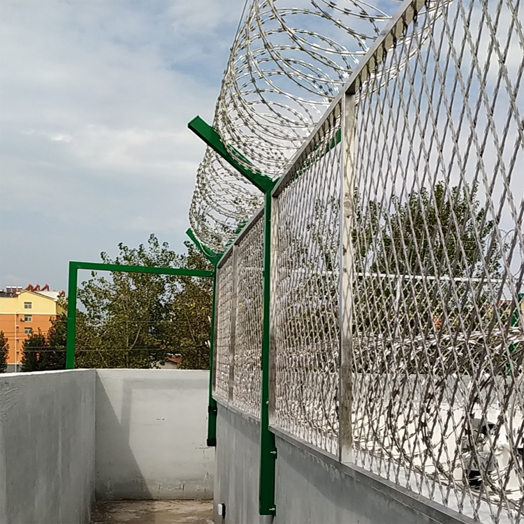 安徽戒备区钢网墙