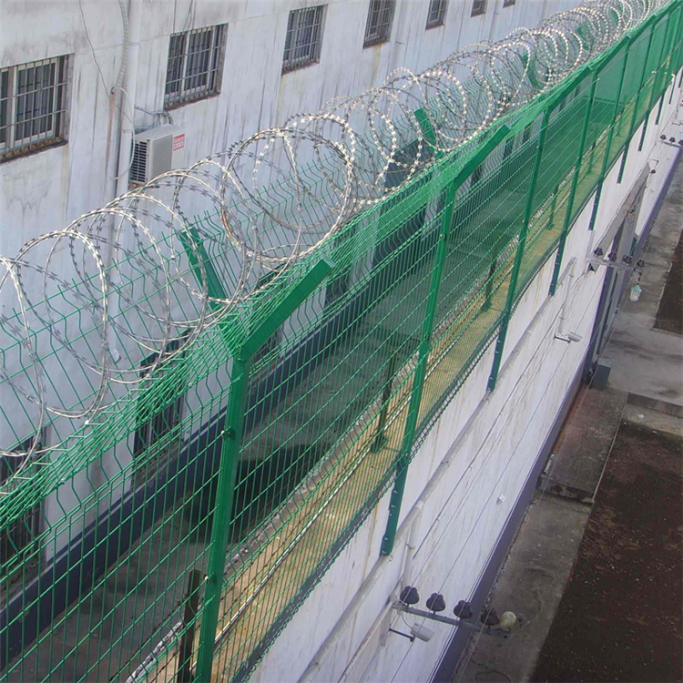监狱围墙加装隔离网图片3