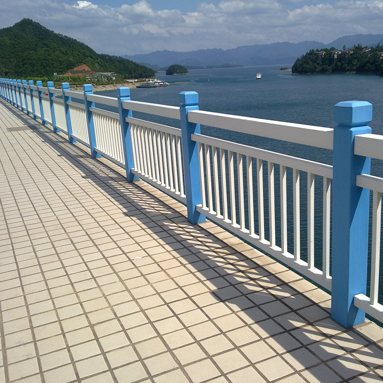 山东锌钢河道护栏图片2