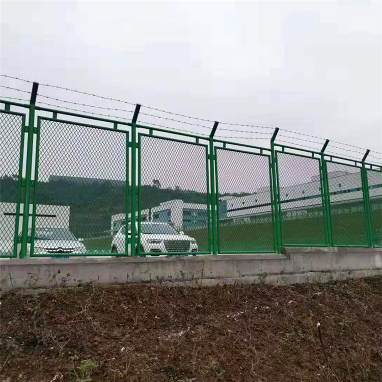 安徽港口自贸区隔离护栏网