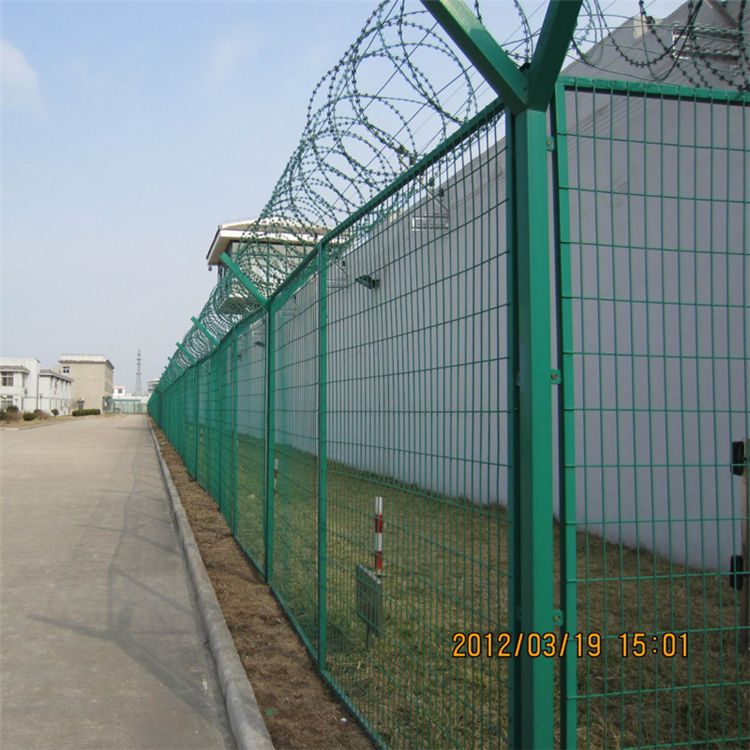 监狱看守所隔离防护钢网墙图片1