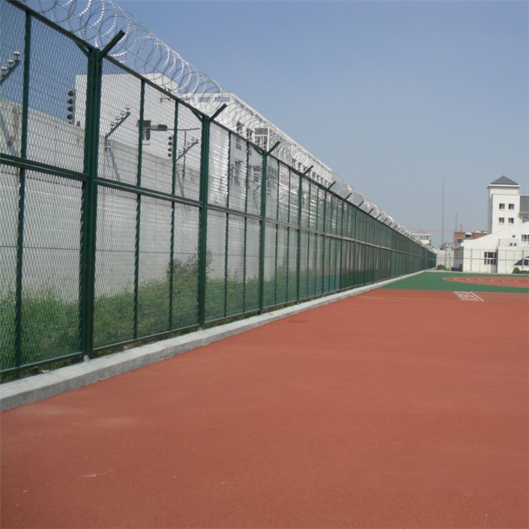 监狱防护钢网墙图片1